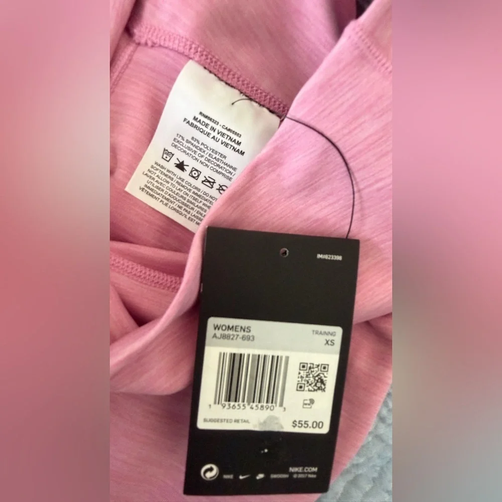Nike Women's Soft Pink Leggings